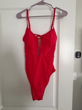 Cupshe Vibrant Red One-Piece Swimsuit with Cutout *NWT*